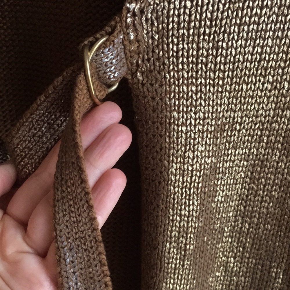 Rustic Gold Sweater ✨ - Picture 5 of 7